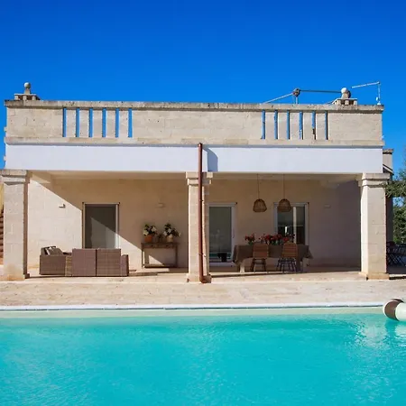 Вилла Antica Pietra - Con Piscina In Puglia Остуни