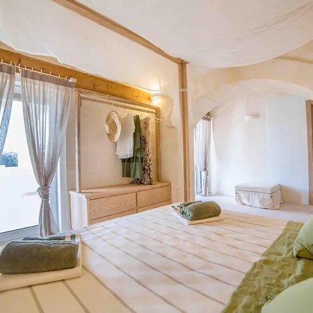 Antica Pietra - Con Piscina In Puglia *