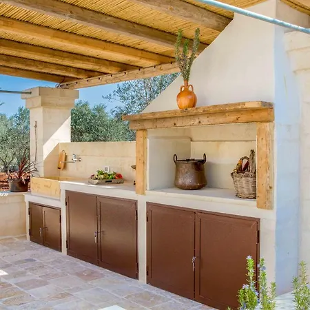 Вилла Antica Pietra - Con Piscina In Puglia *