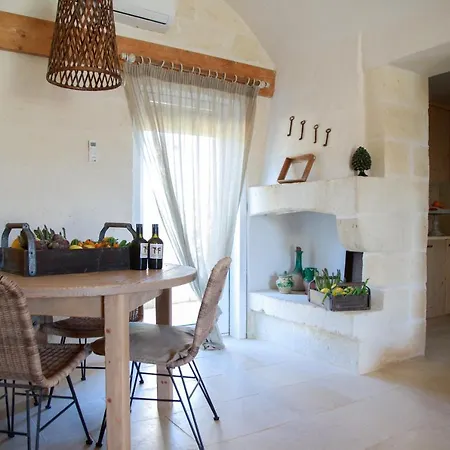 Antica Pietra - Con Piscina In Puglia *